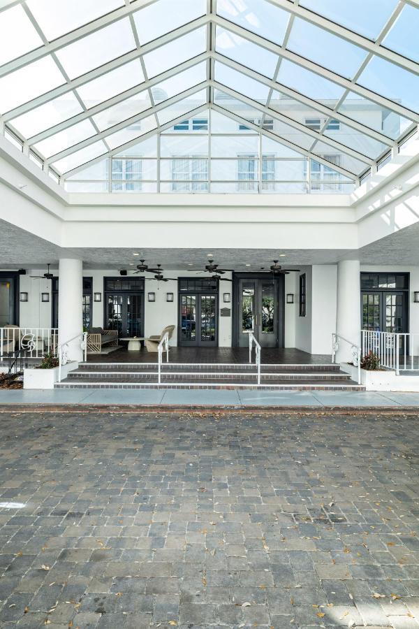 The Exchange Hotel سانت بطرسبرج المظهر الخارجي الصورة